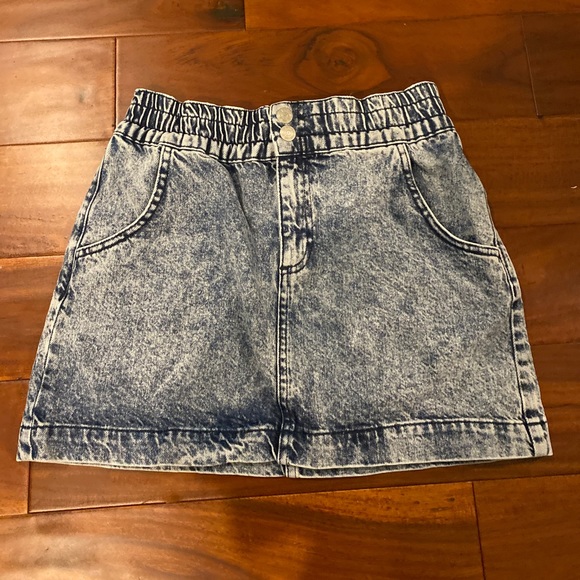 UO Acid Washed Denim Skirt - Picture 3 of 4